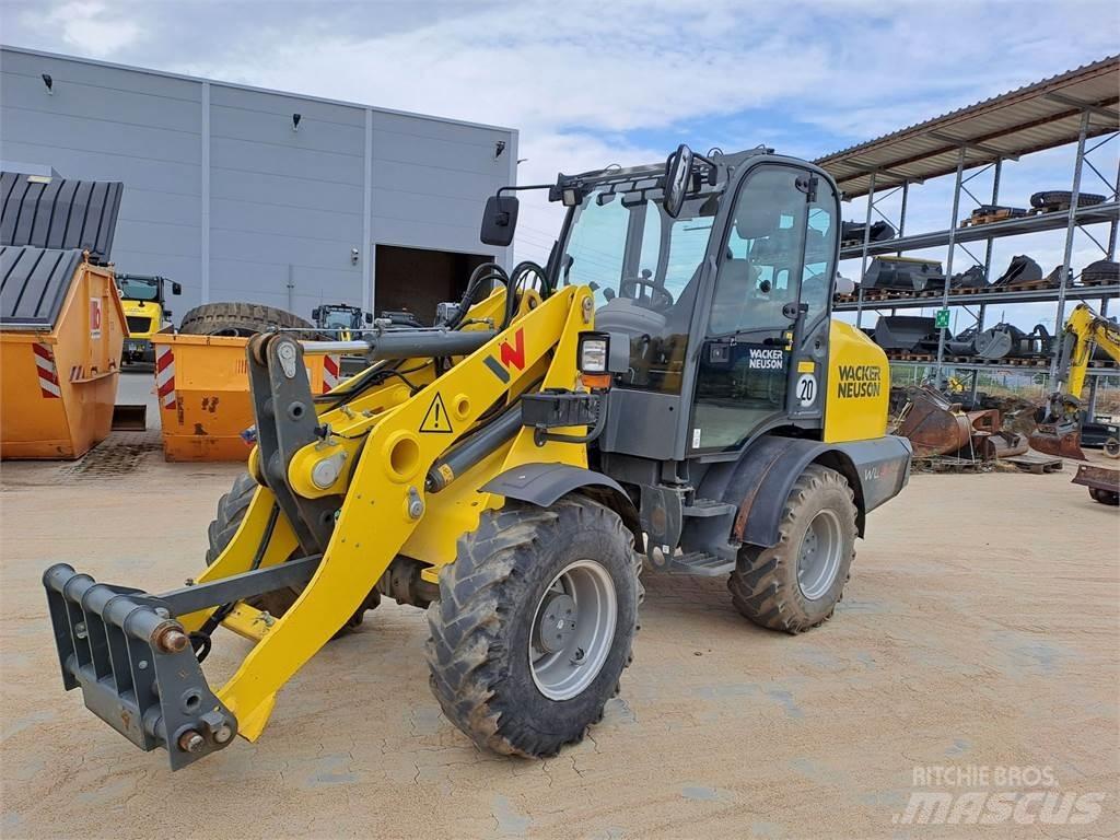 Wacker Neuson WL60 Kolové nakladače