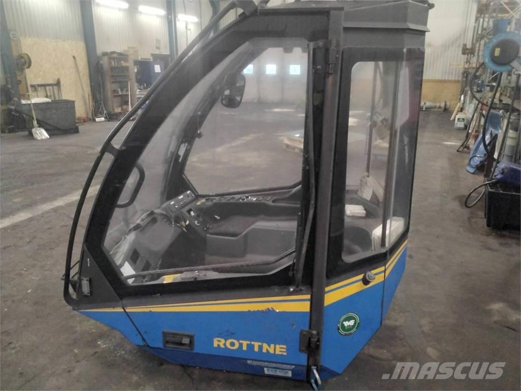 Rottne H20 Kabiny a interiér