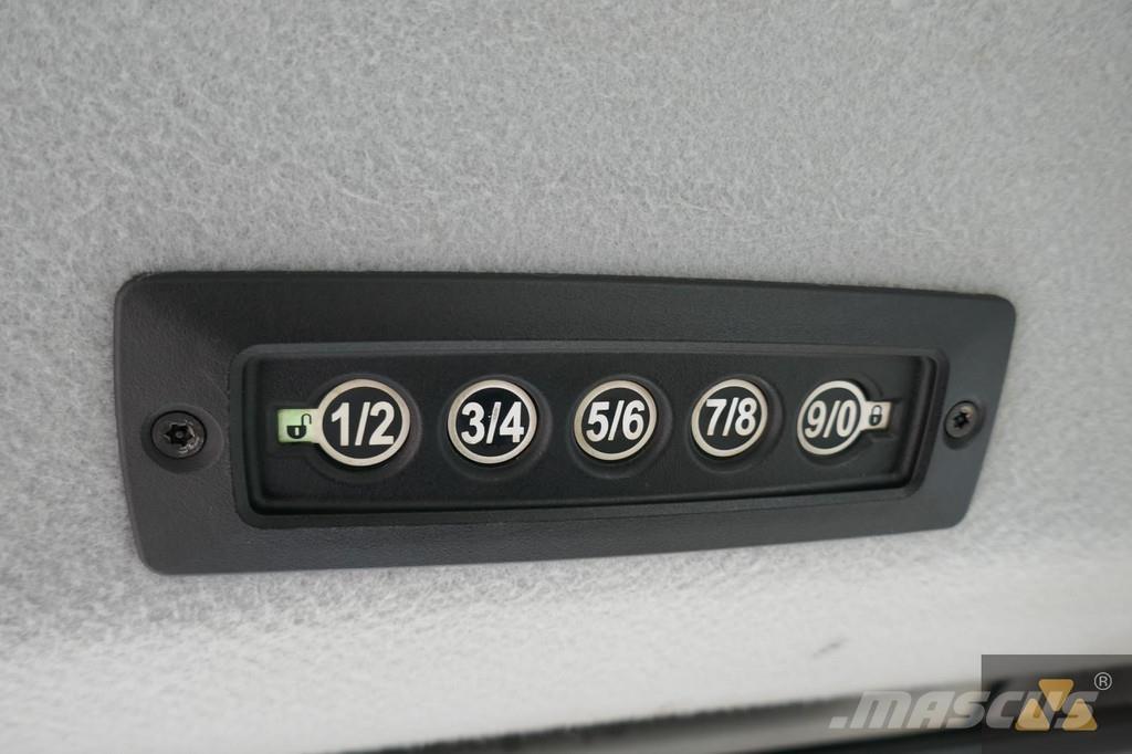 CAT 906M Kolové nakladače