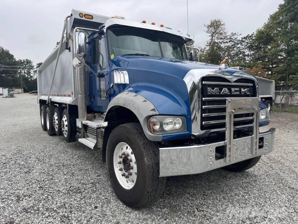 Mack Granite 64FR Sklápěče