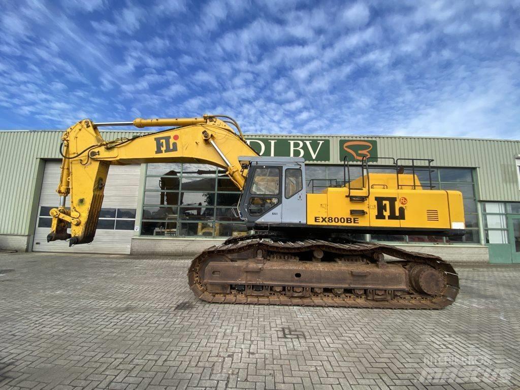 Hitachi EX 800-5 Pásová rýpadla