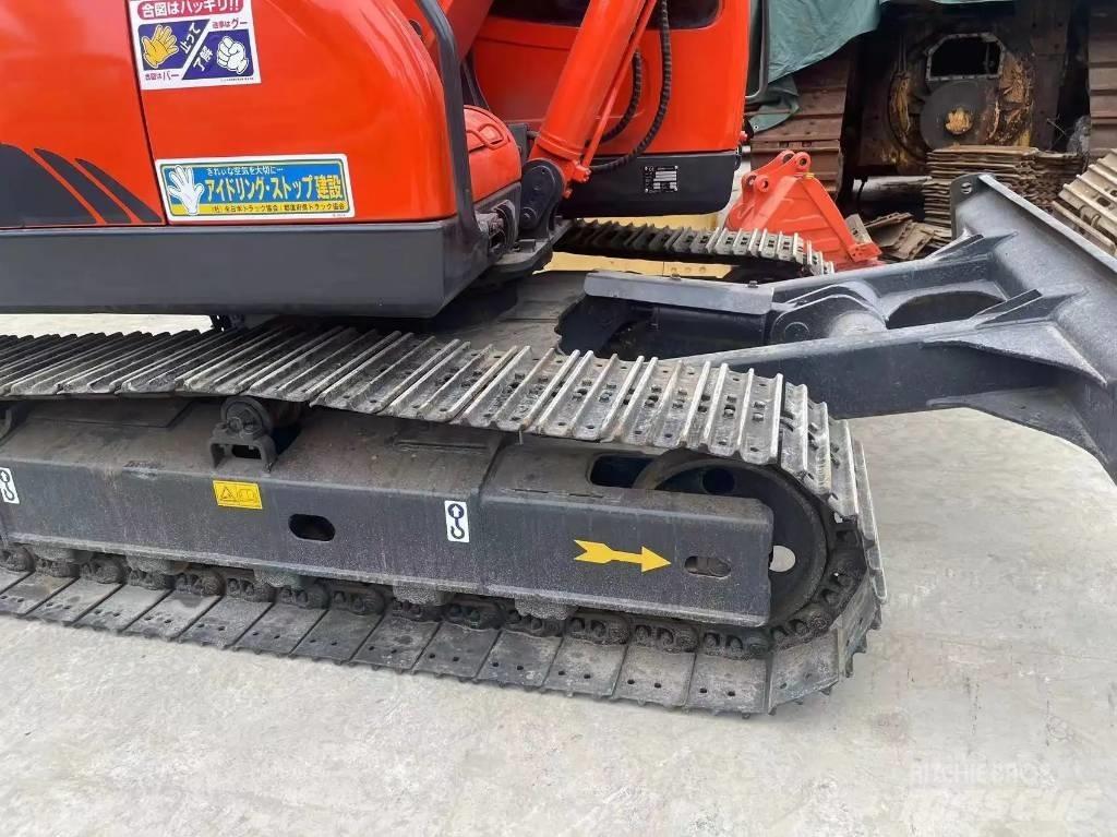 Doosan DX80 Midi rýpadla 7t - 12t