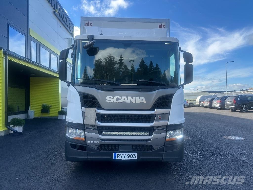 Scania P250 Skříňová nástavba