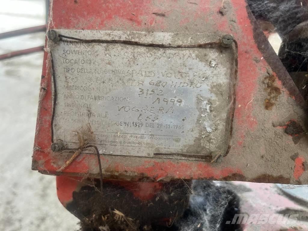 Lely TH 680 Obraceče a shrabovače sena