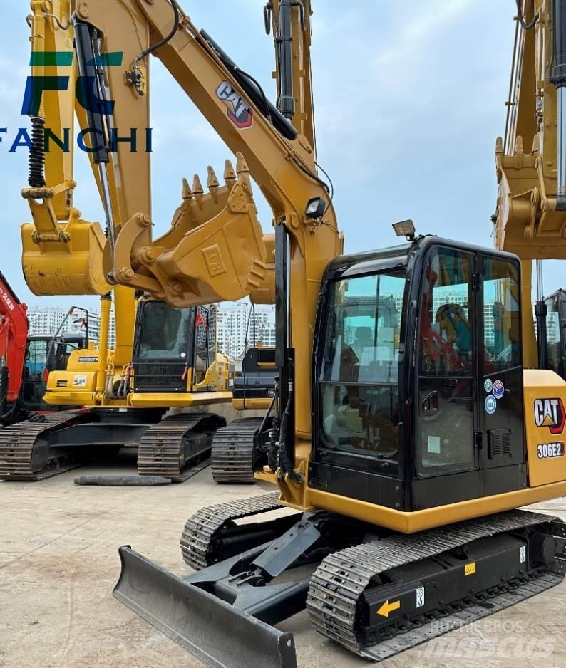 CAT 306E2 Mini rýpadla < 7t