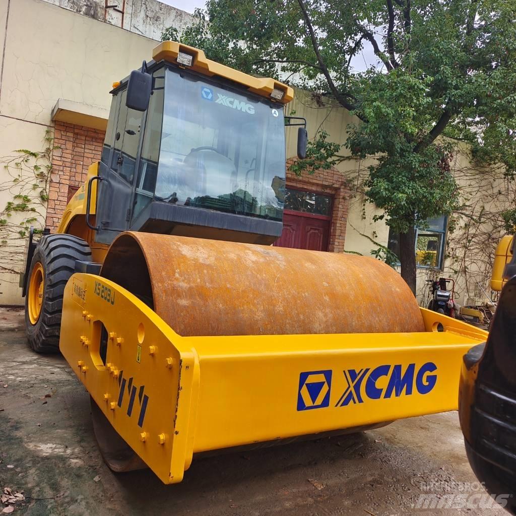 XCMG XS223J Tahačové válce
