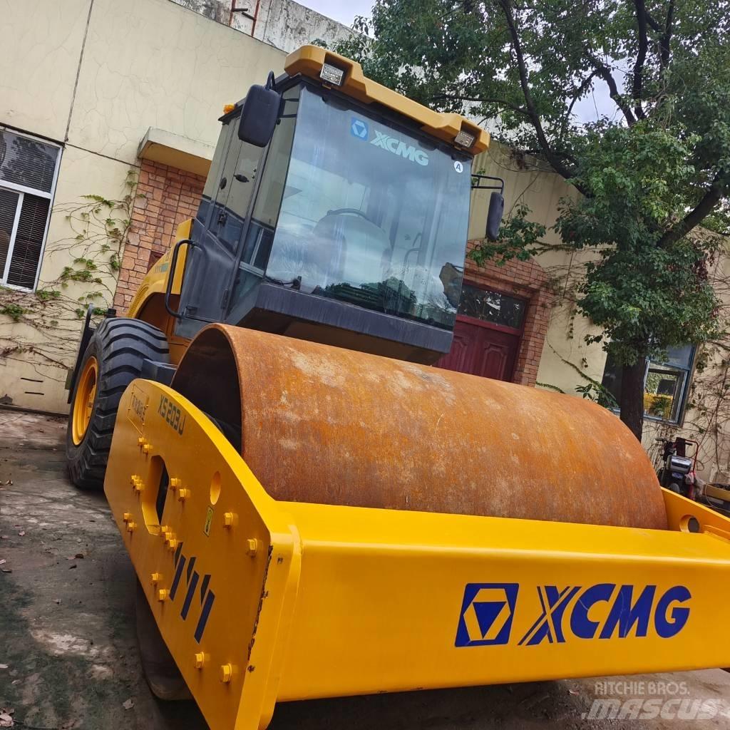 XCMG XS223J Tahačové válce