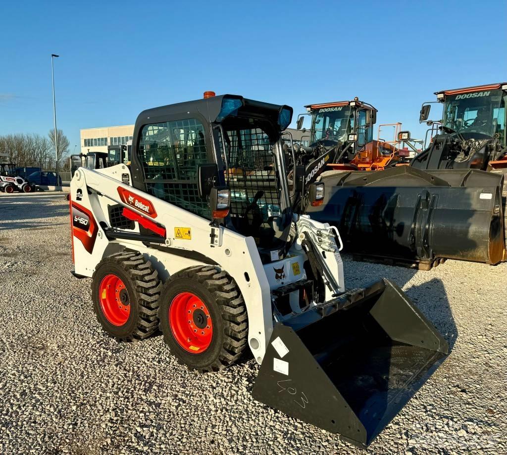 Bobcat S 450 Smykem řízené nakladače