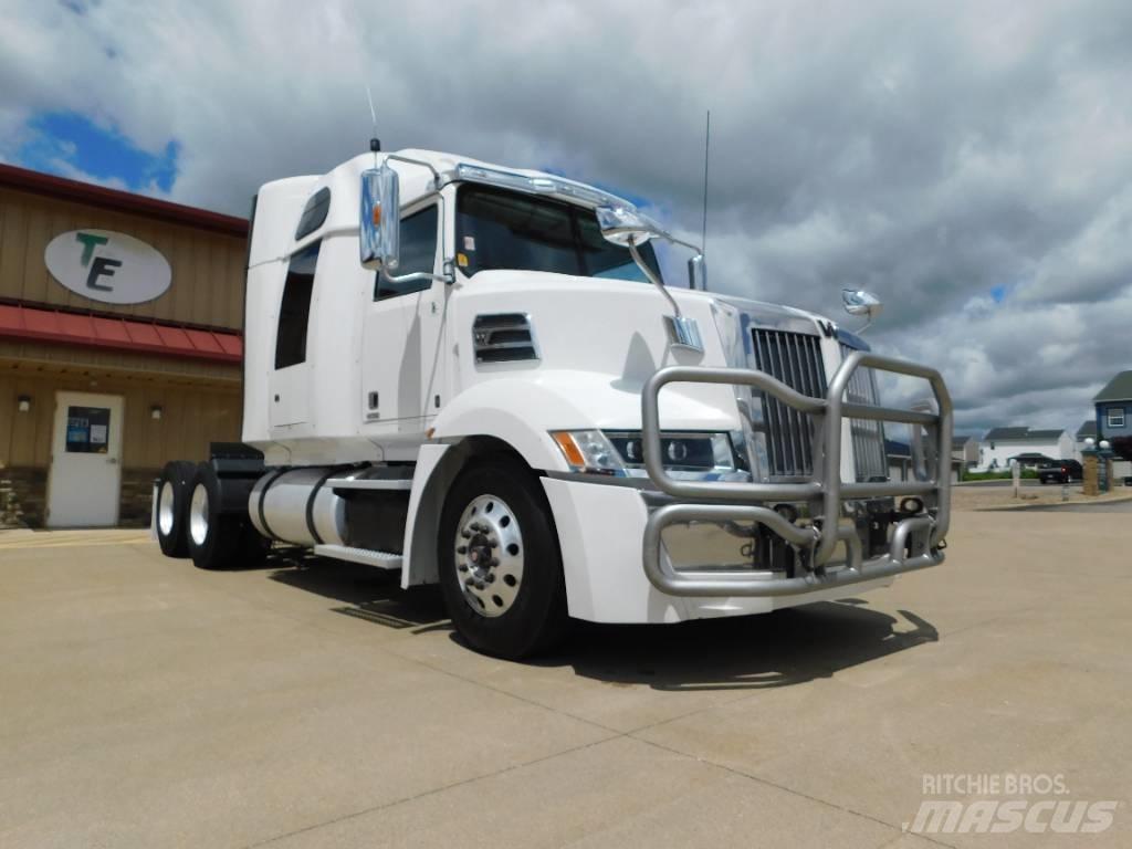 Western Star 5700 XE Tahače