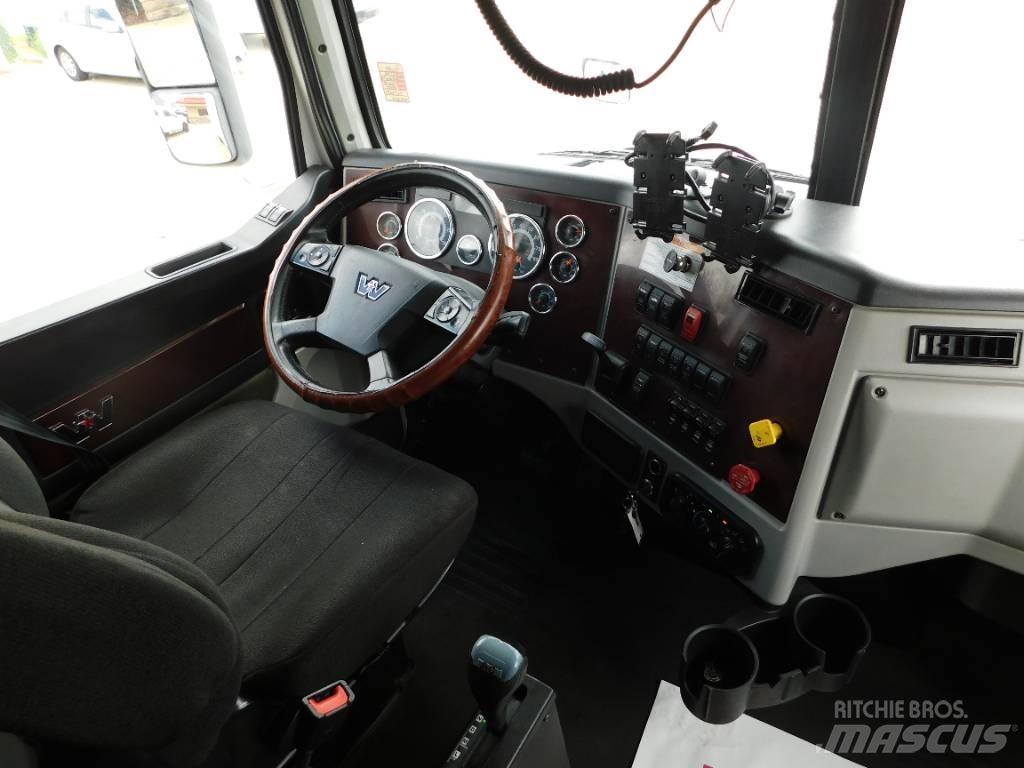 Western Star 5700 XE Tahače