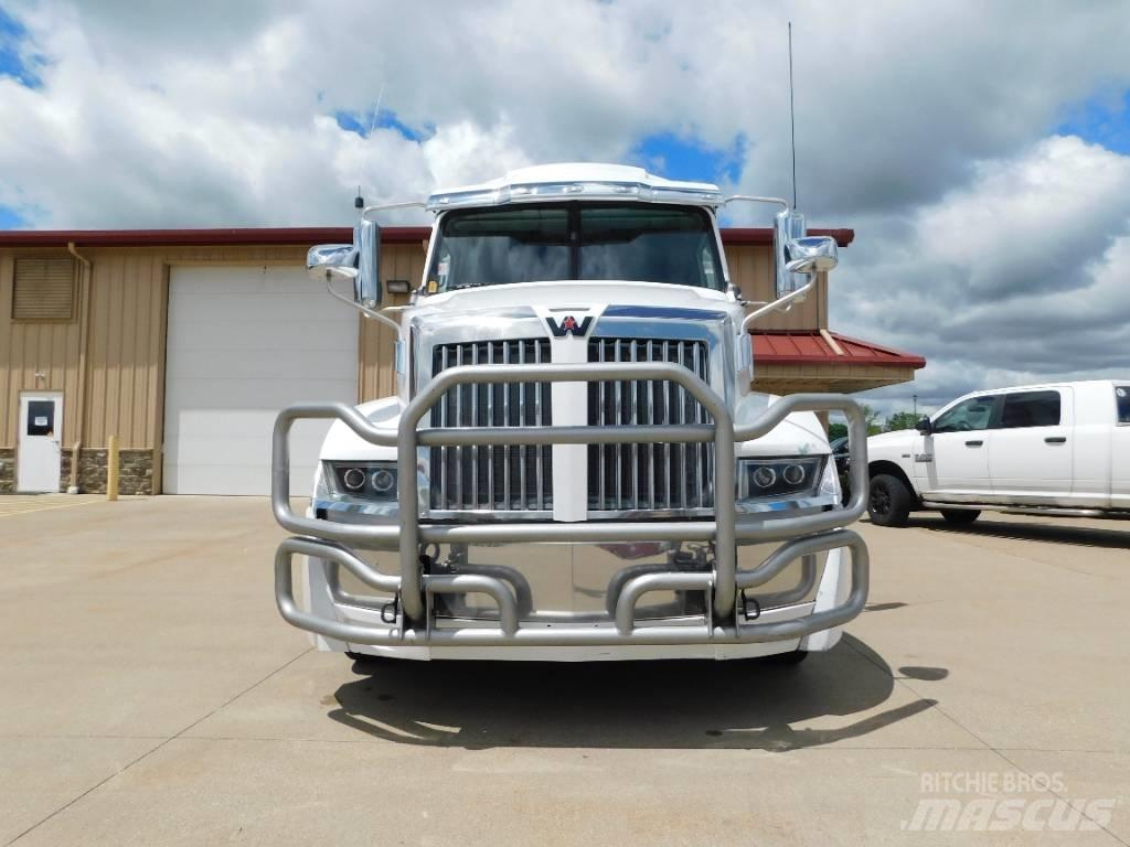 Western Star 5700 XE Tahače
