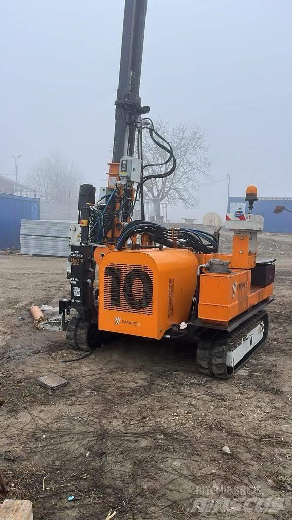  Turchi 300F Hydraulická beranidla na zatloukání pilotů