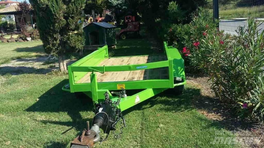 Agco 2000 Přívěsy pro různé účely