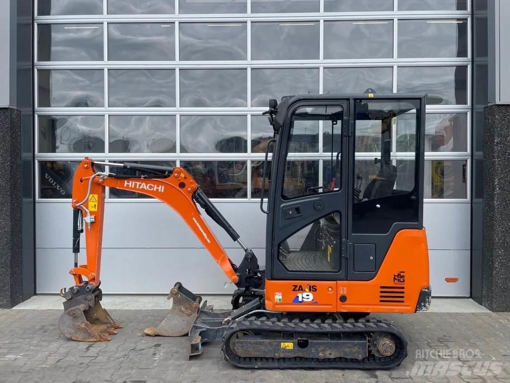Hitachi ZX19-6 CR Mini rýpadla < 7t