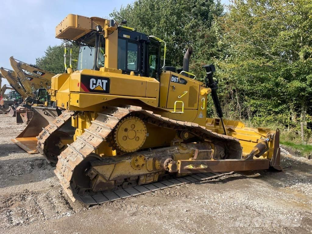 CAT D 6 T LGP D6T Pásové dozery