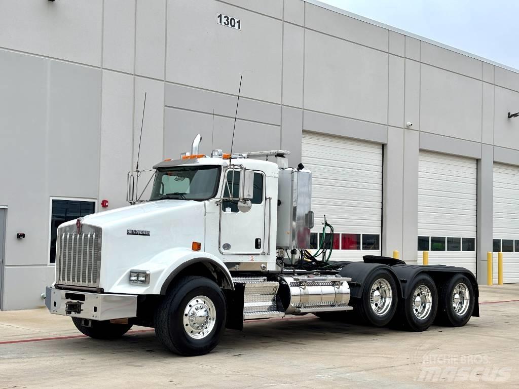 Kenworth T 800 Tahače