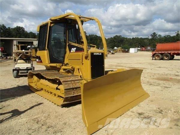 CAT D 5 G LGP Pásové dozery