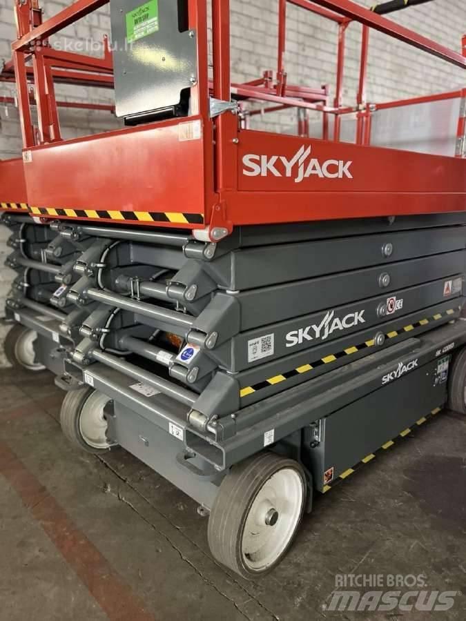 SkyJack SJ4732 Nůžková zvedací plošina