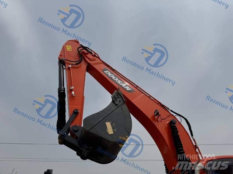 Doosan DX 225 LC-9C Pásová rýpadla