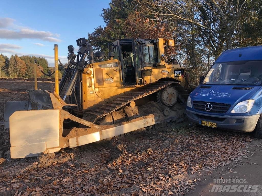 CAT D 6 T LGP Pásové dozery