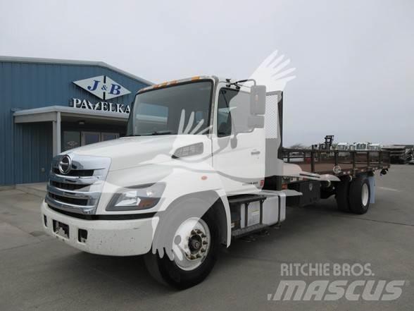 Hino 268 Valníky/Sklápěcí bočnice