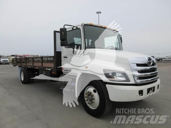 Hino 268 Valníky/Sklápěcí bočnice