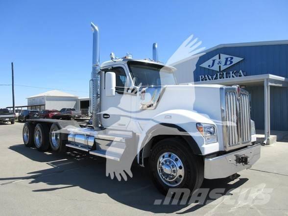 Kenworth W990 Tahače