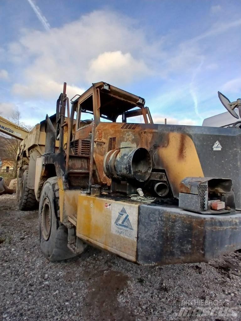 Komatsu HM 300-2 Kloubové dempry