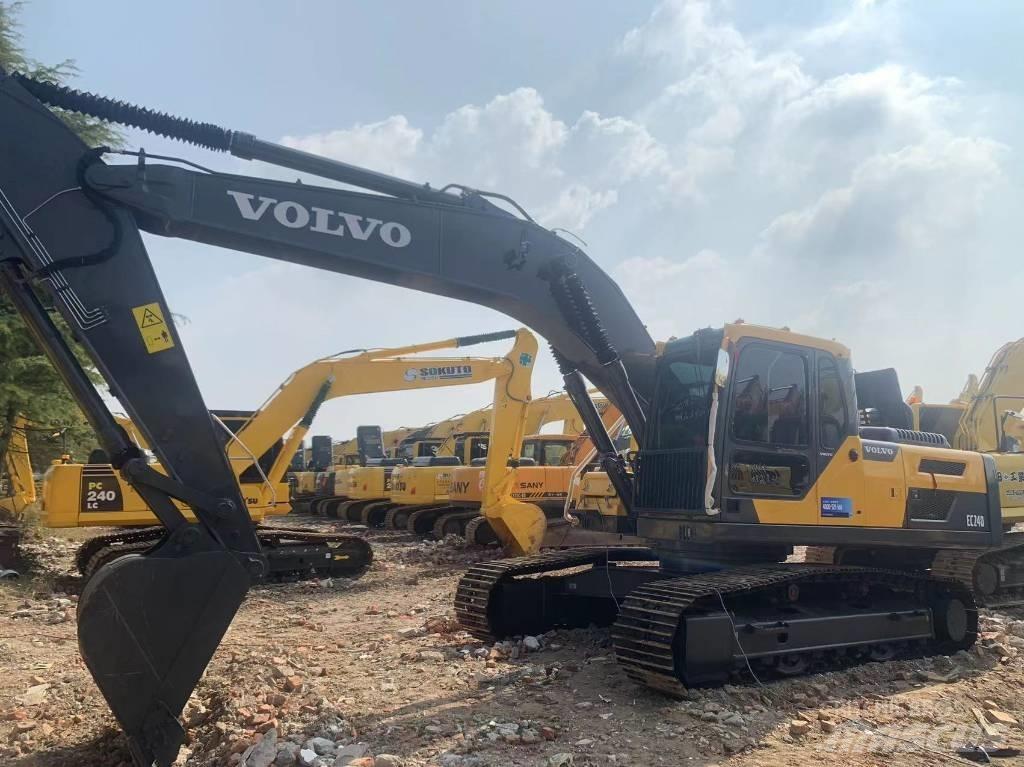 Volvo EC 240 Pásová rýpadla