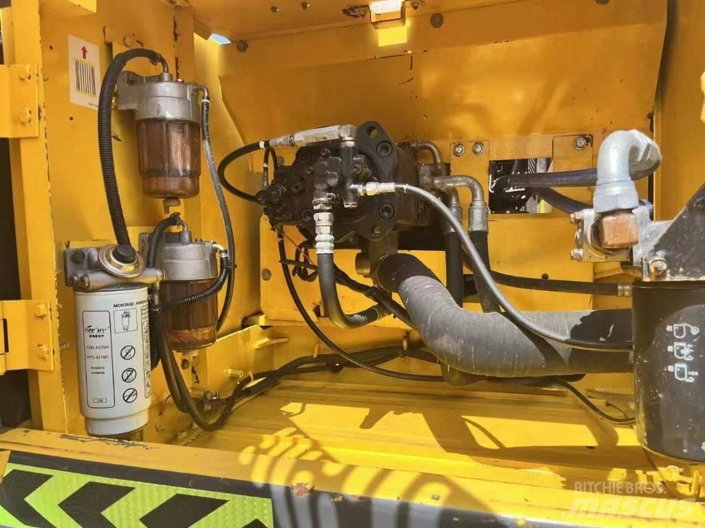 Kobelco SK300 Pásová rýpadla