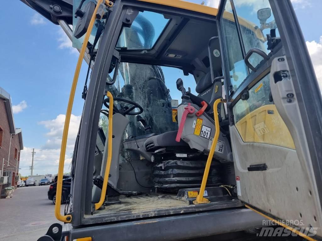 Volvo EW 140 D Kolová rýpadla