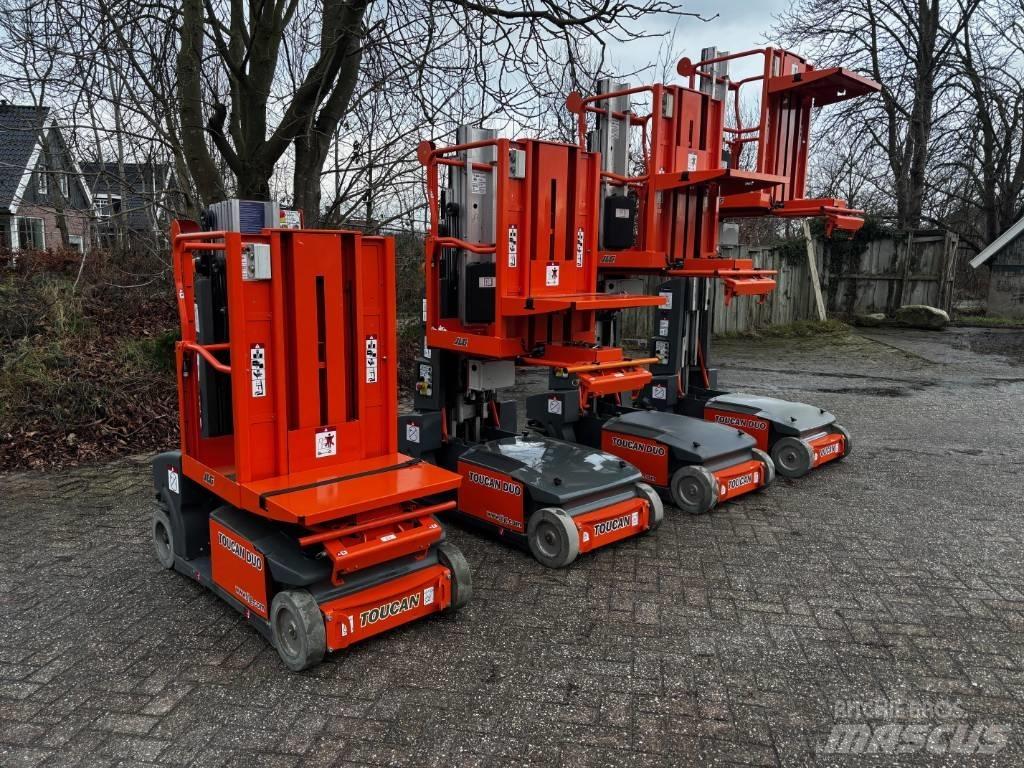 JLG Toucan Duo Vertikální sloupové výtahy