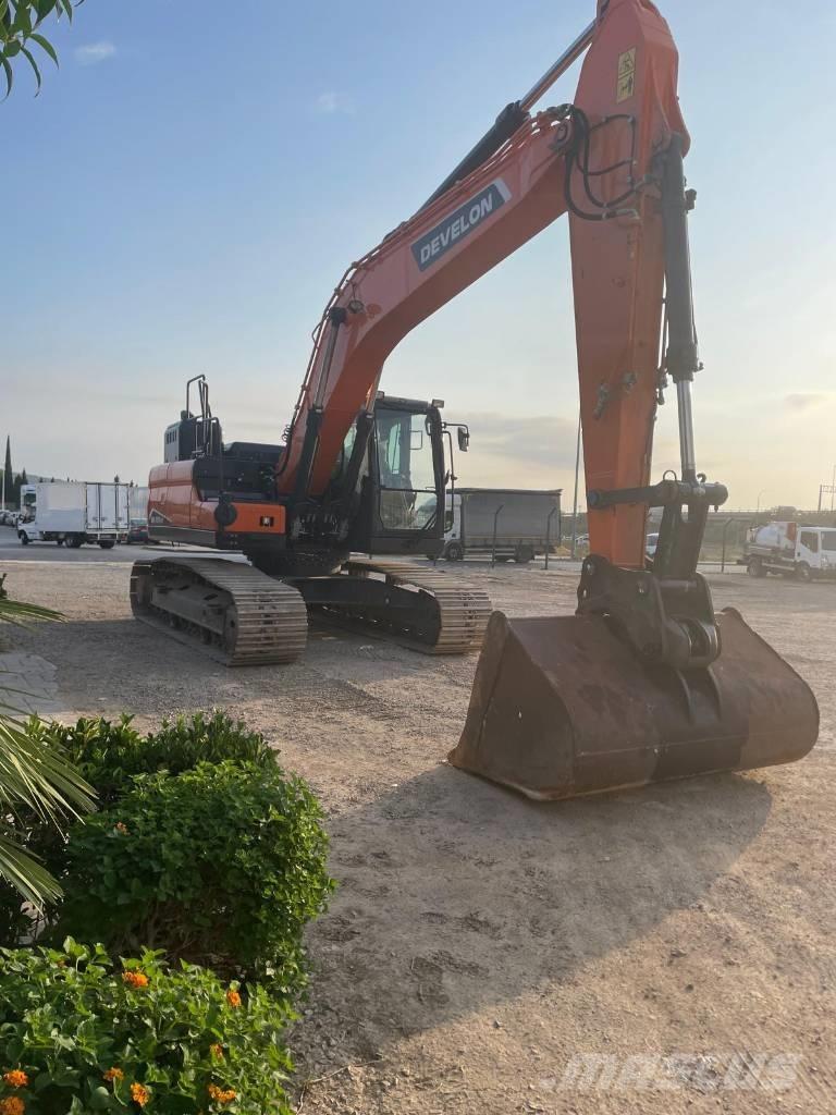 Doosan DX225LC-7 Pásová rýpadla
