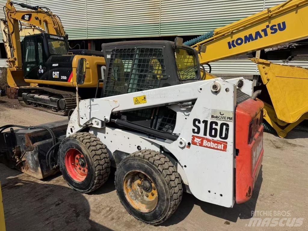 Bobcat S 160 Smykem řízené nakladače