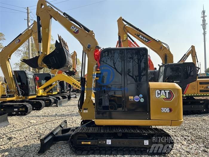 CAT 306E Mini rýpadla < 7t