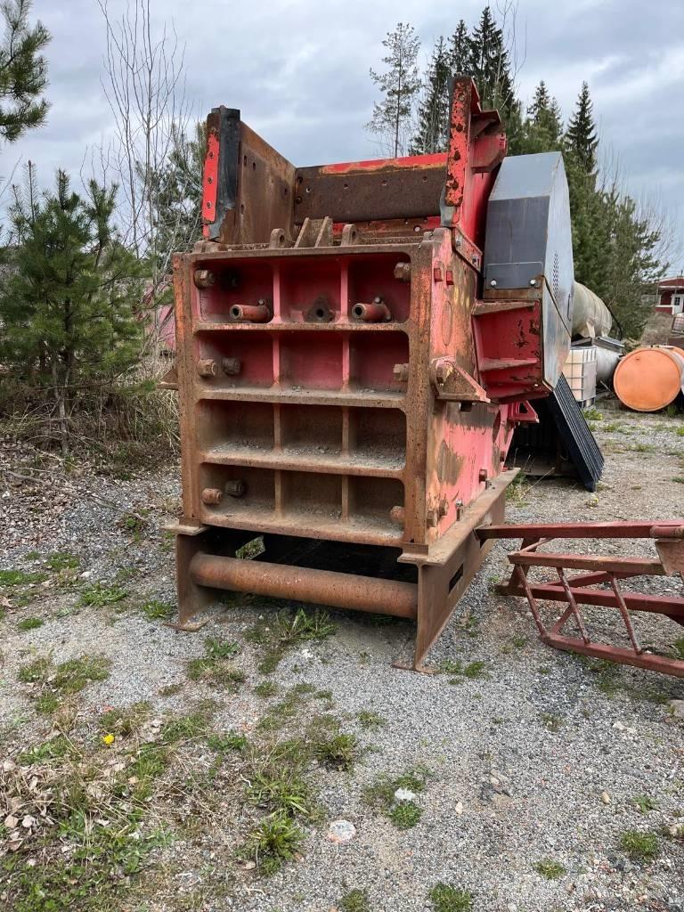 Sandvik QJ 340 Drtící zařízení