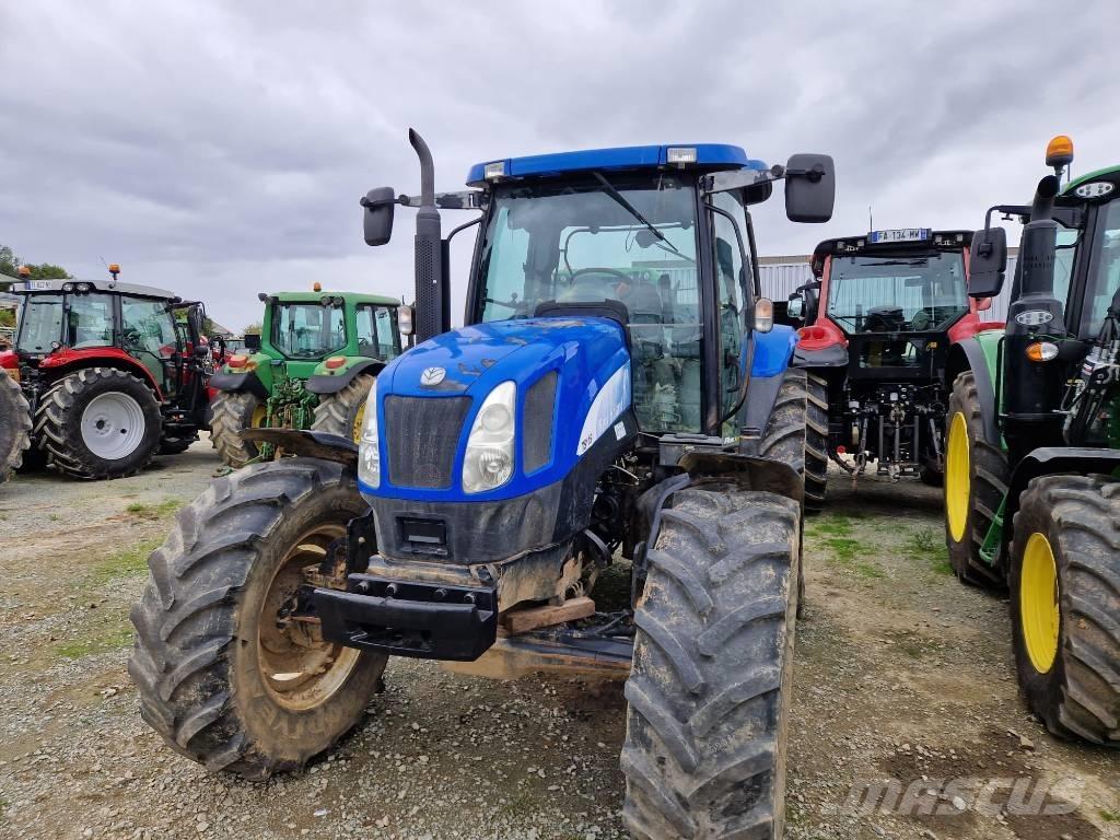 New Holland TSA 115 Traktory