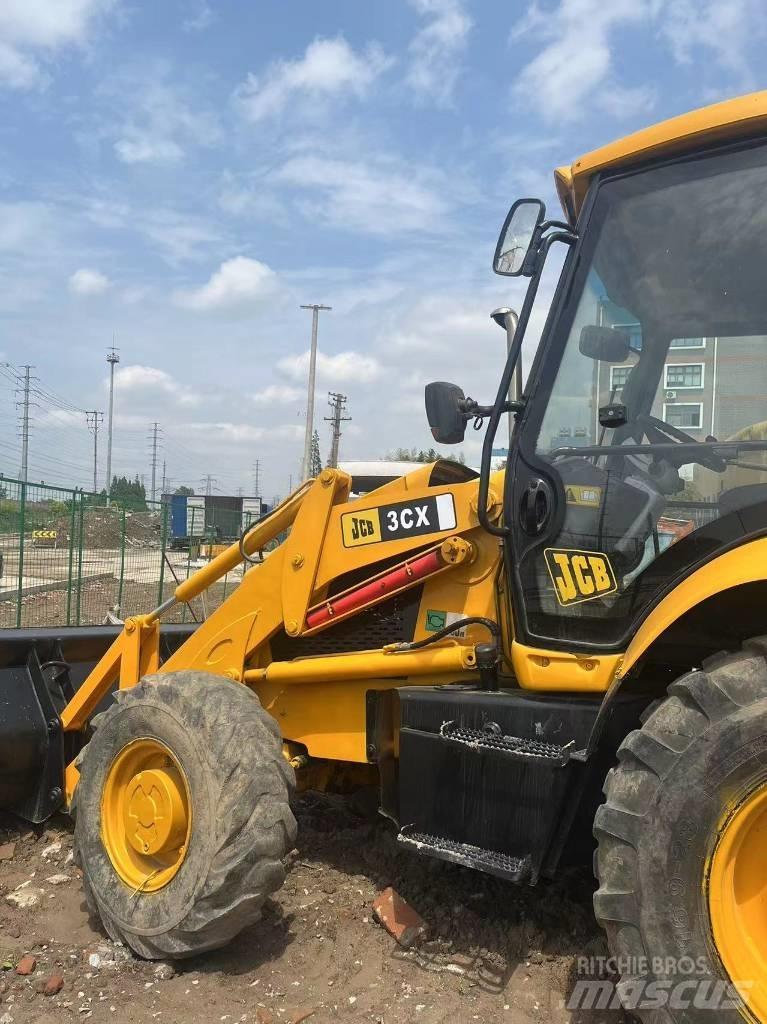 JCB 3 CX Rýpadlo-nakladače