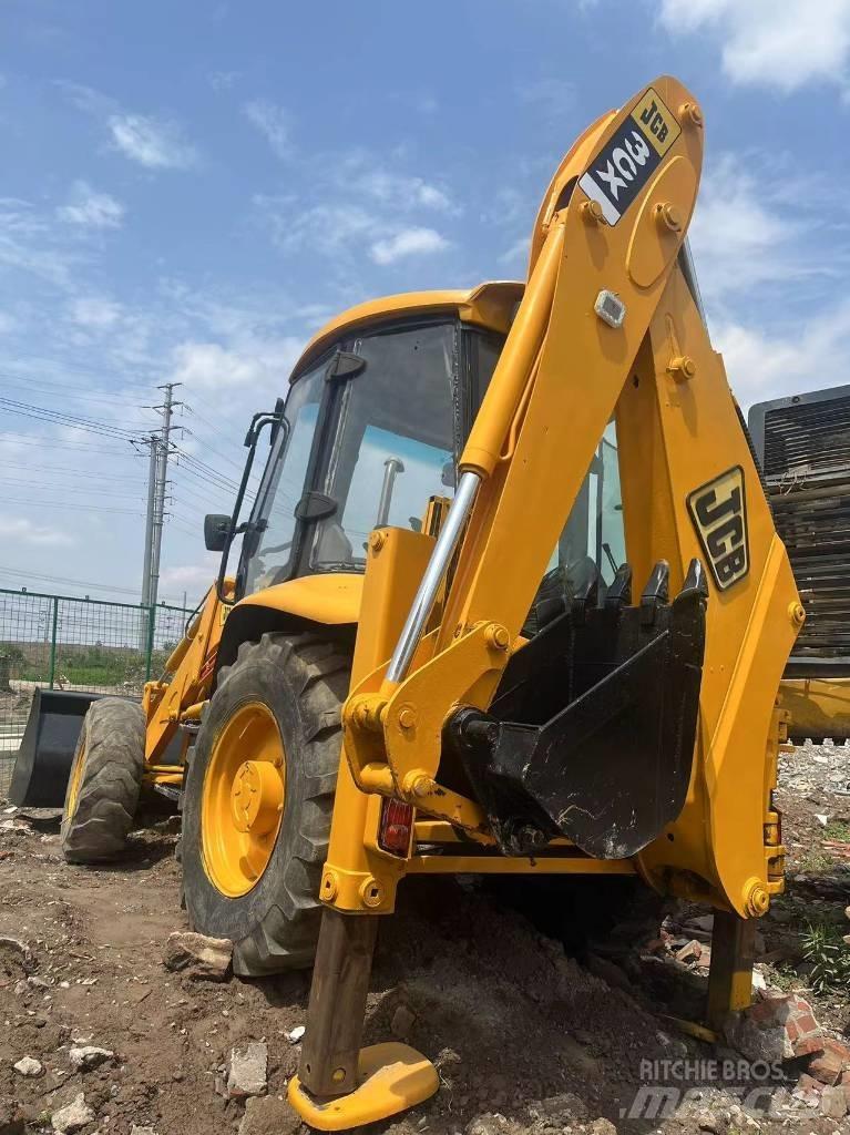 JCB 3 CX Rýpadlo-nakladače