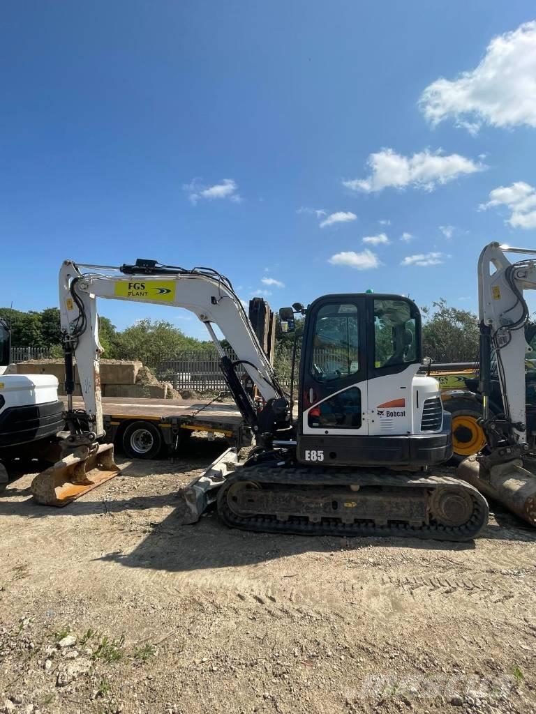 Bobcat E 85 Midi rýpadla 7t - 12t