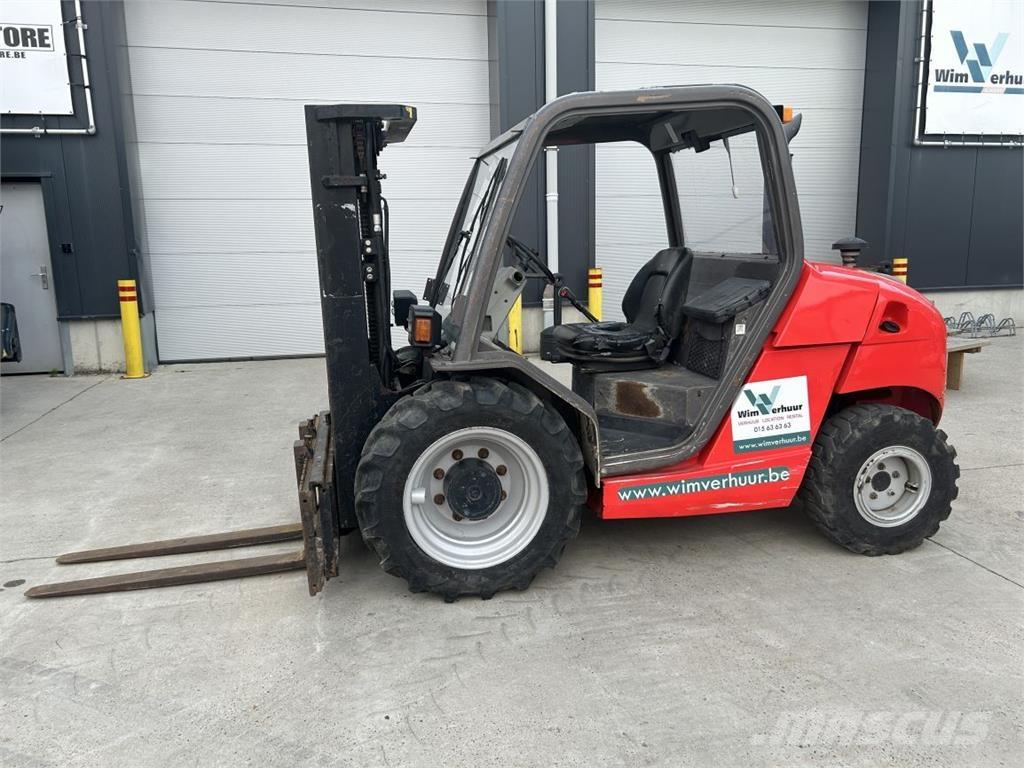Manitou MH25-4 Terénní vysokozdvižné vozíky