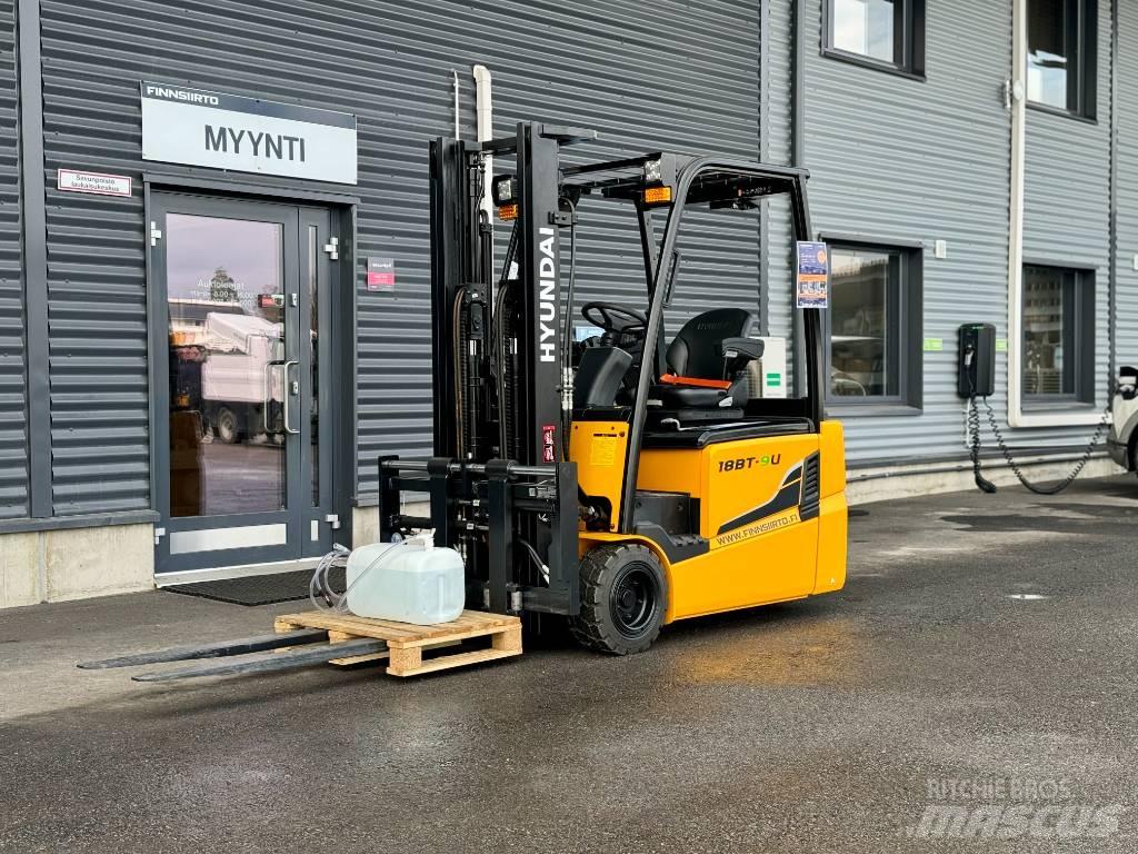 Hyundai 18BT-9U Akumulátorové vozíky
