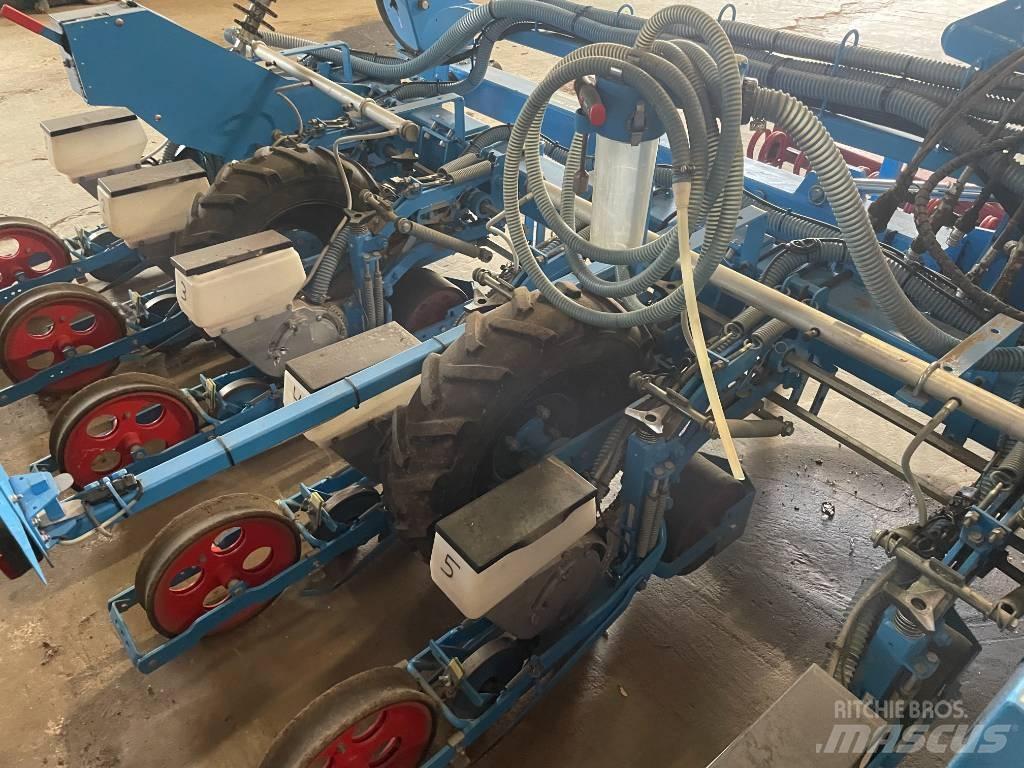 Monosem MS-12R Přesné secí stroje