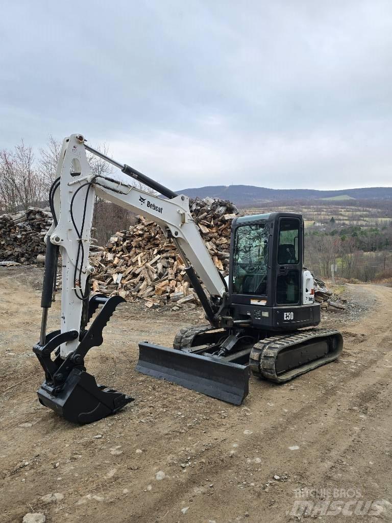 Bobcat E 50 Mini rýpadla < 7t