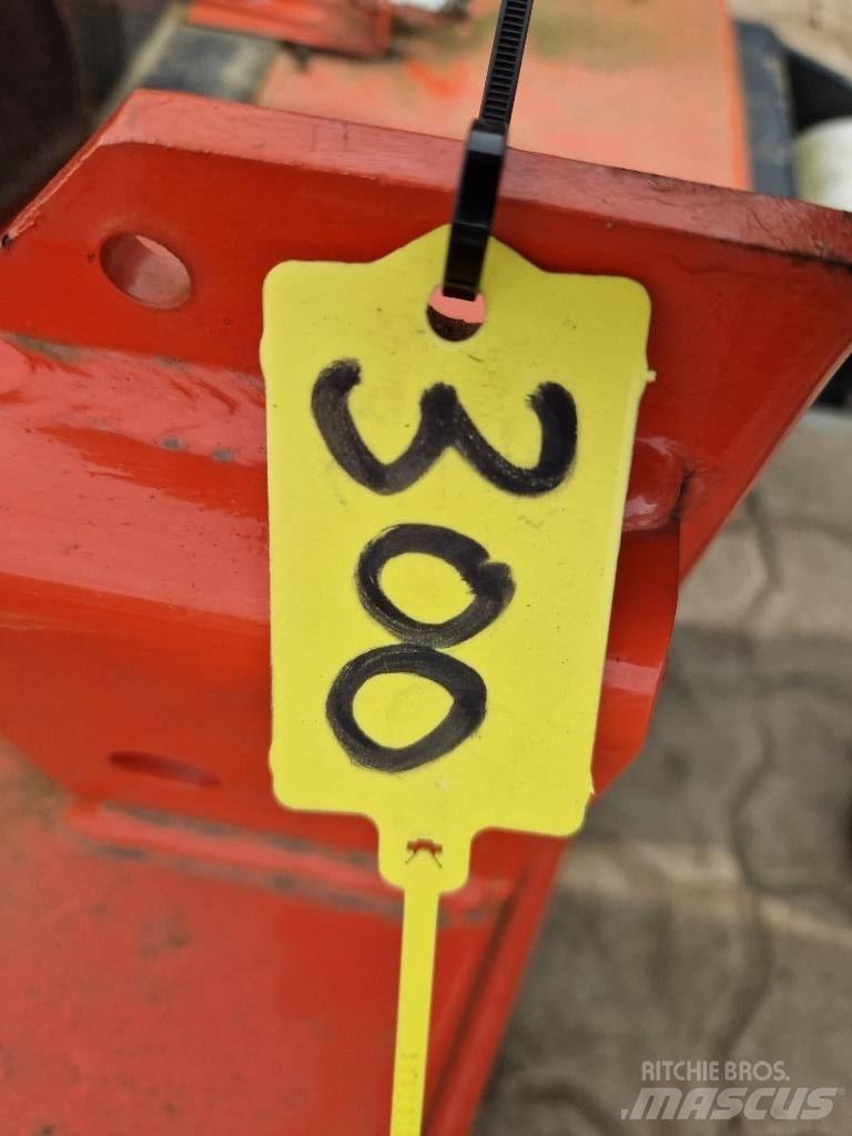Muratori MR 150 Sekačky namontované a tažené