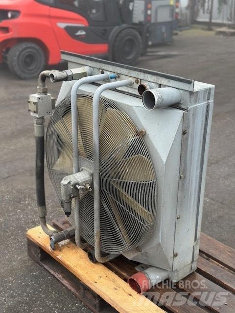 Terex TL 260 COLLER Radiátory
