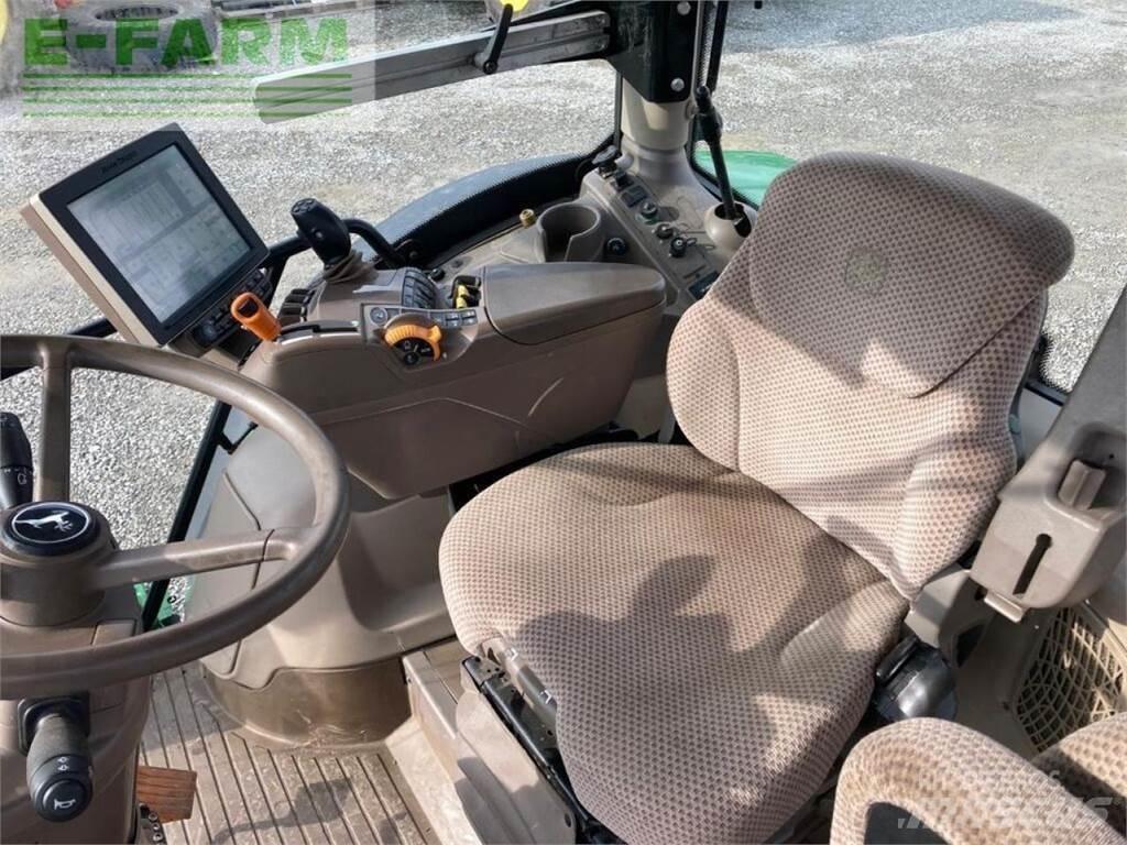 John Deere 6215r Traktory