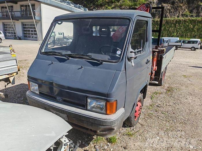 Nissan Trade Další