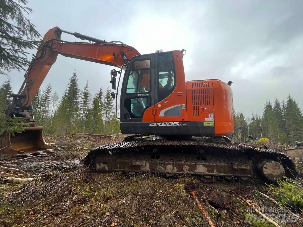 Doosan DX 235 LCR-5 Pásová rýpadla