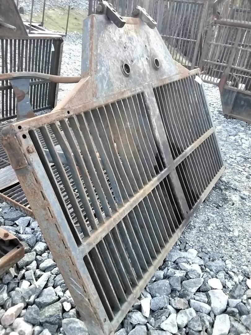 Valmet 840.3 Další komponenty